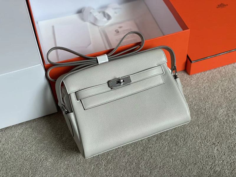 Kelly Messenger