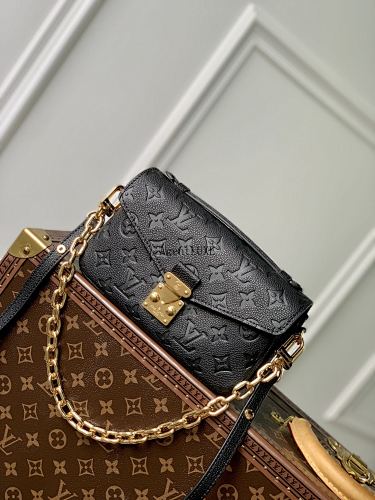 Louis Vuitton Pochette Met Is Monogram Empreinte House S 21.5 13.5 6cm