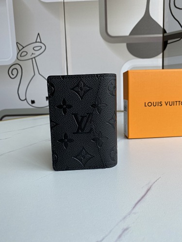 8 X 11cm Louis Vuitton Hhi