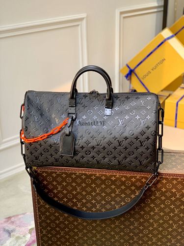Louis Vuitton Keepall Taurillon Monogram 50 29 22