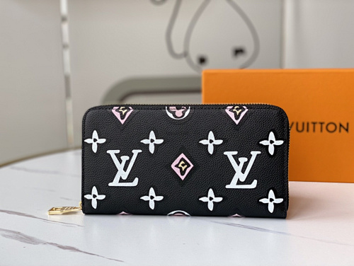 Louis Vuitton ZIppy LV Monogram Size 19x10cm