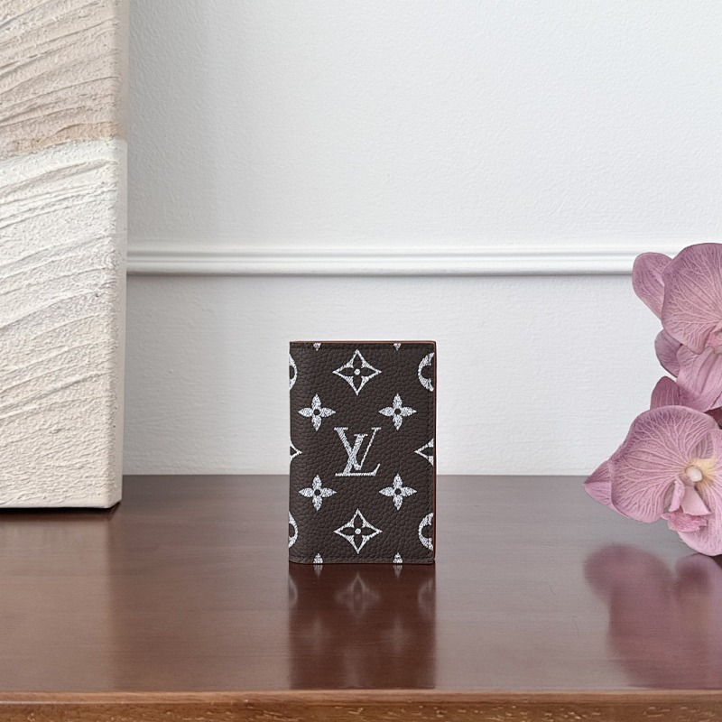 Louis Vuitton card holder