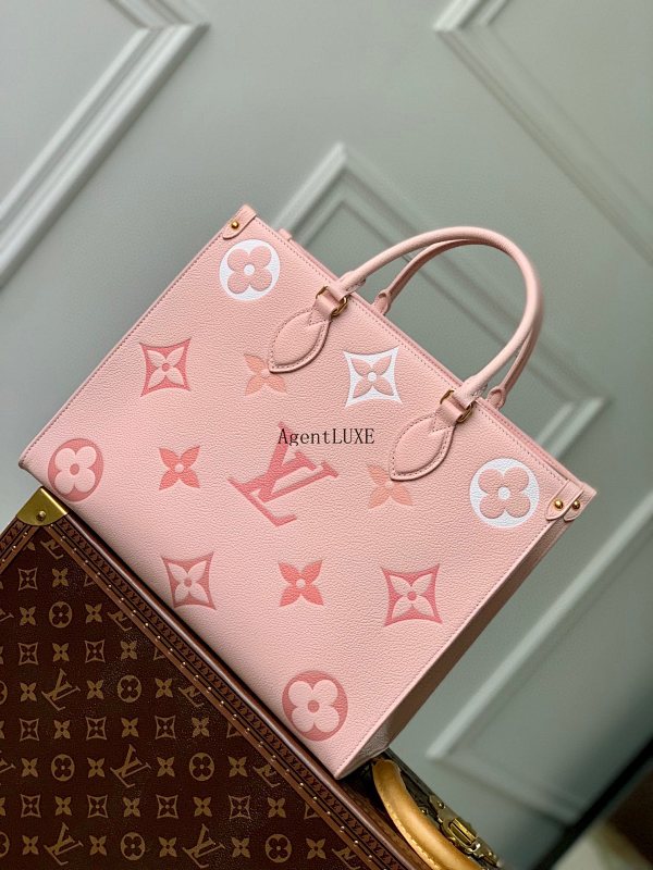 Louis Vuitton OnTheGo Monogram Empreinte Monogram 35.0 X 27.0 X 14.0