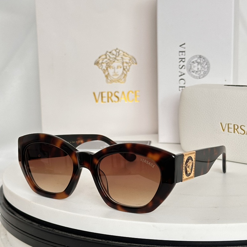 Versac Model C Size 53 20-145