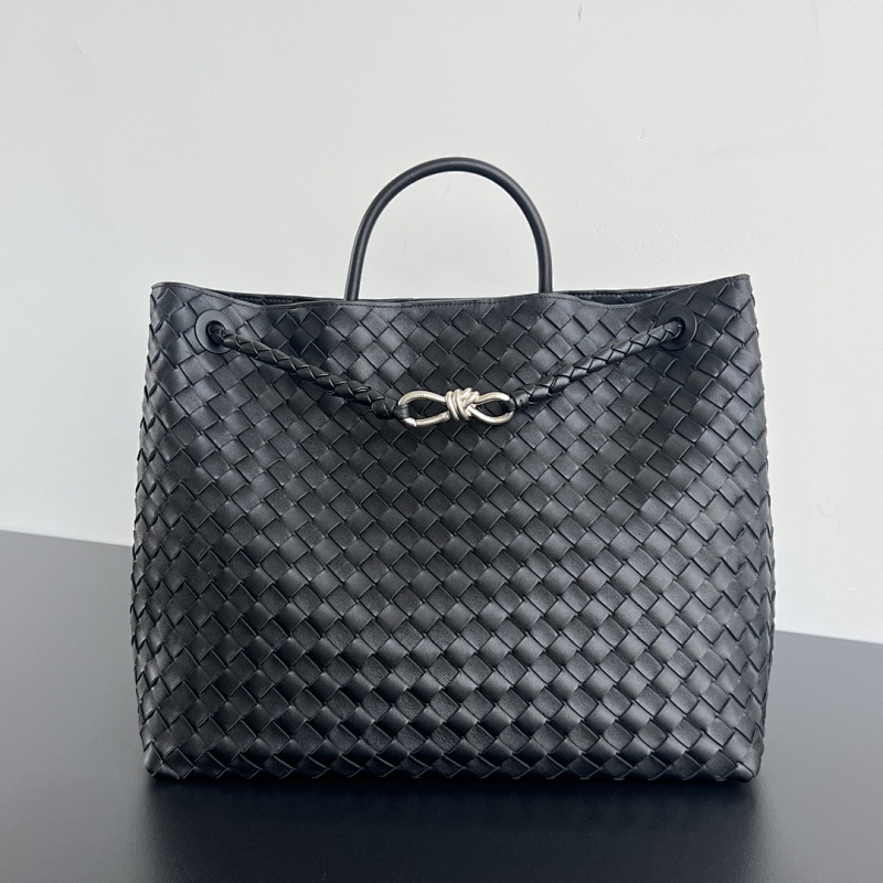 Bottega Veneta Andiamo Nappa