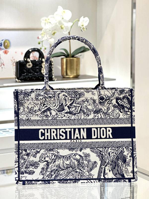 Tote bag from Agentluxe