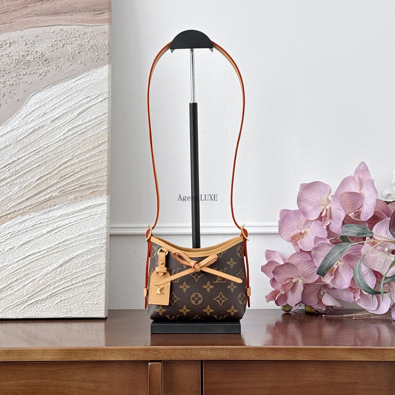 Louis Vuitton Carryall Nano