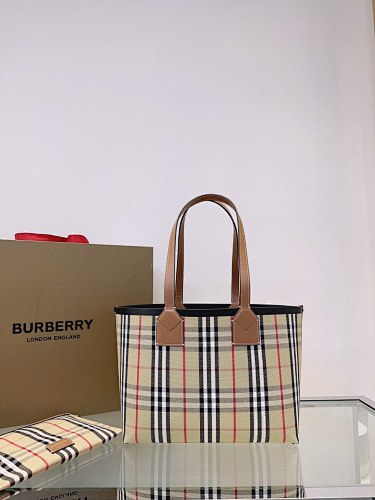 Burberry tote bag