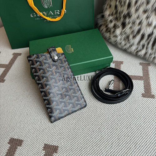 Goyard crossbody bag