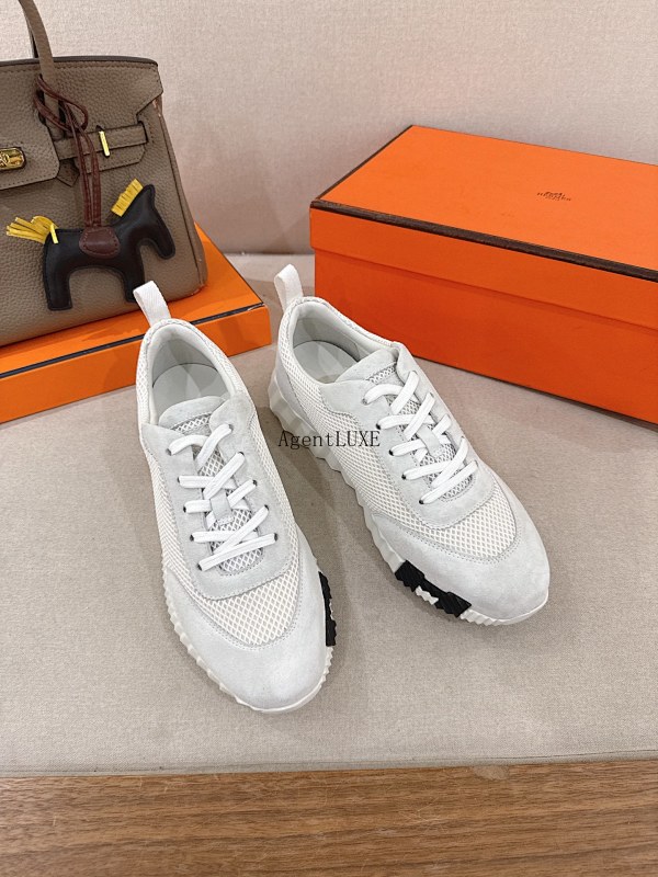 Bouncing New Arrival