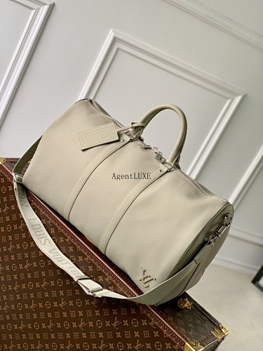 Louis Vuitton Keepall Bandoulière 50 LV Aerogram LV 50.0 X 29.0 X 23.0 Cm