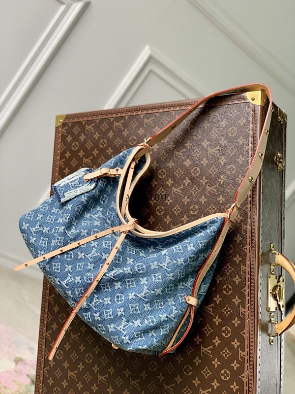 Louis Vuitton CarryAll Monogram