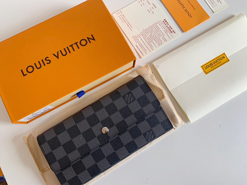 Louis Vuitton coin purse