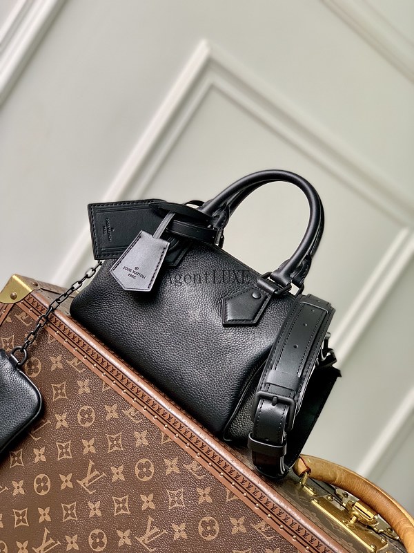 Louis Vuitton Speedy Bandoulière 20 Monogram Speedy