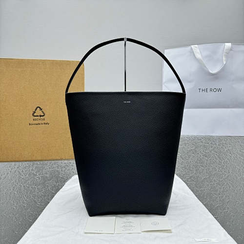 𝐓𝐇𝐄 𝐑𝐎 N S Park Tote