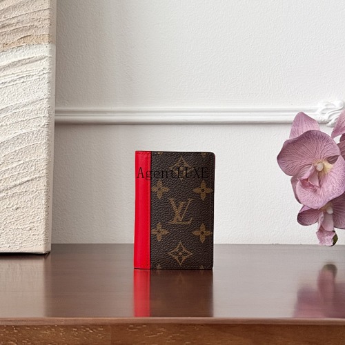 Louis Vuitton card holder
