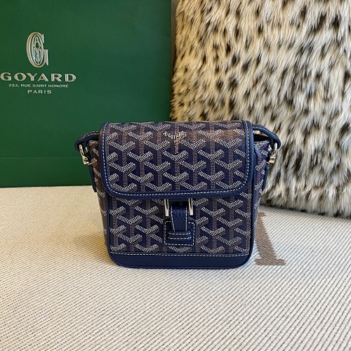 Goyard Beluga Mini