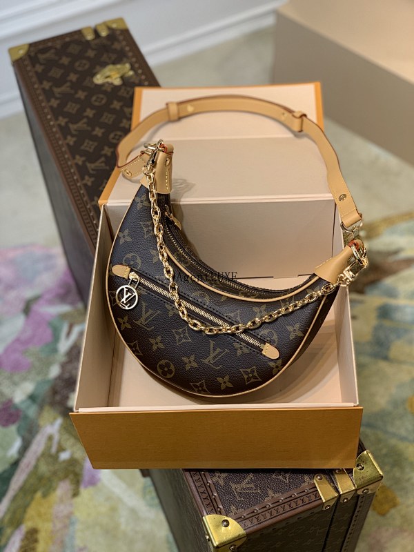 Louis Vuitton Odeo Monogram 24.0 X 22.0 X 6.0