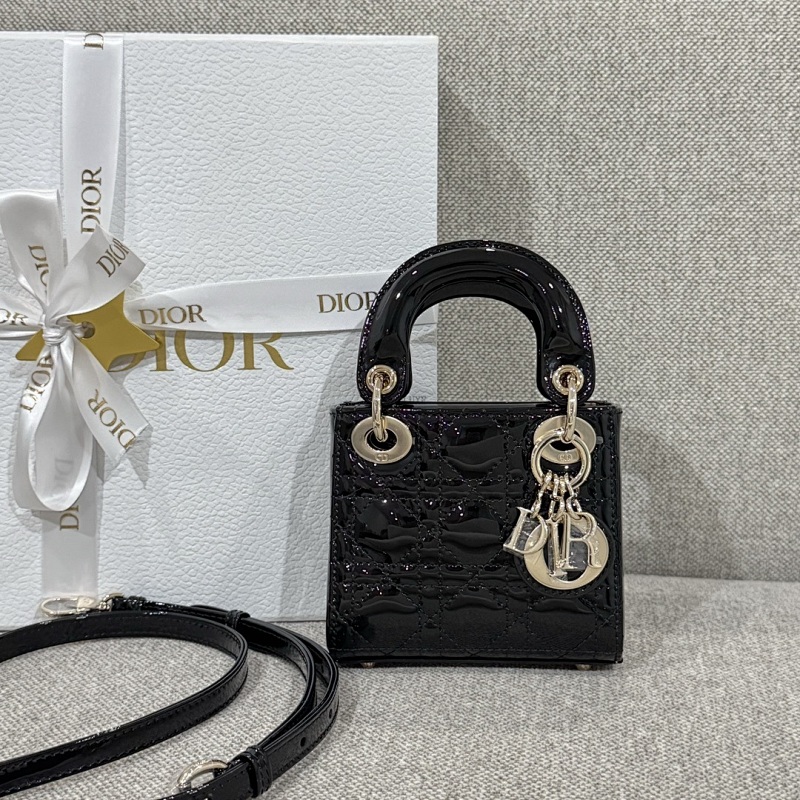 Card holder from Agentluxe