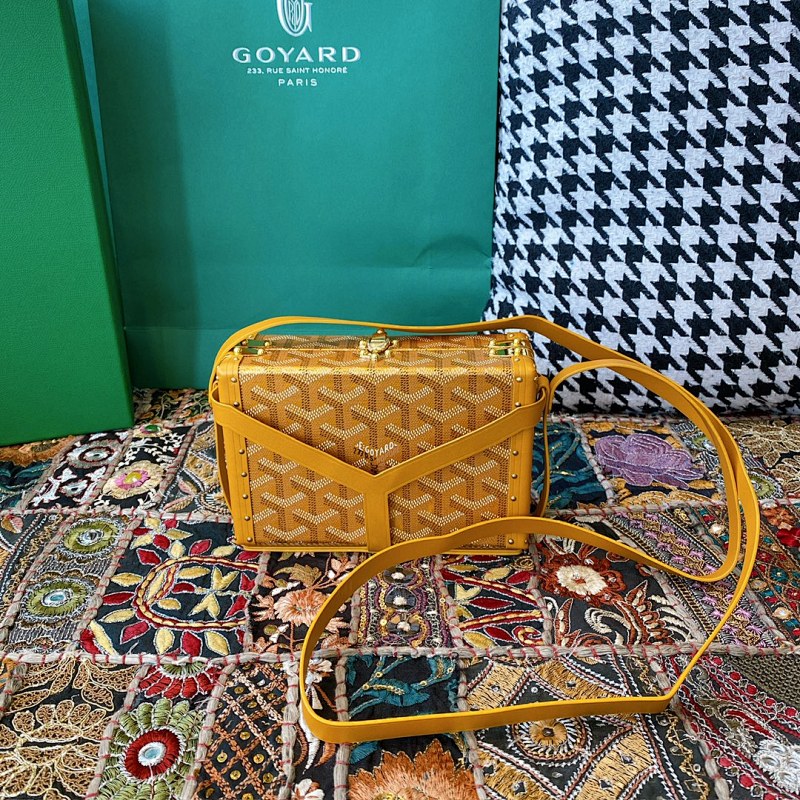 Goyard bag