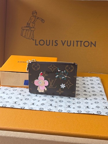Louis Vuitton Lisa Vivienne Wintery Travel Vivienne Monogram