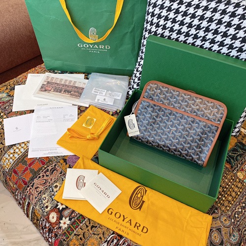 Goyard bag