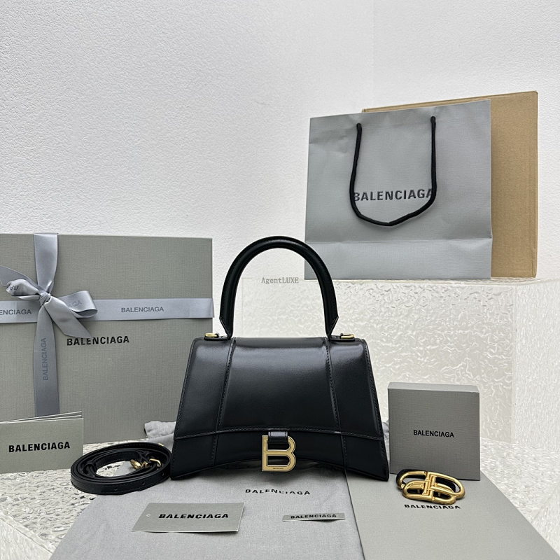 Balenciagα Hourglass