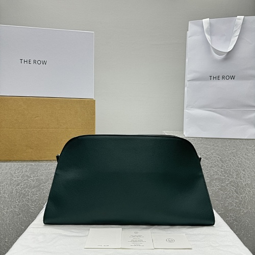 𝐓𝐇𝐄 𝐑𝐎 Margaux EQ Clutch