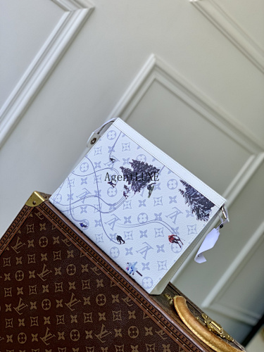 Louis Vuitton Monogram Heritage Pochette Voyage LV Monogram