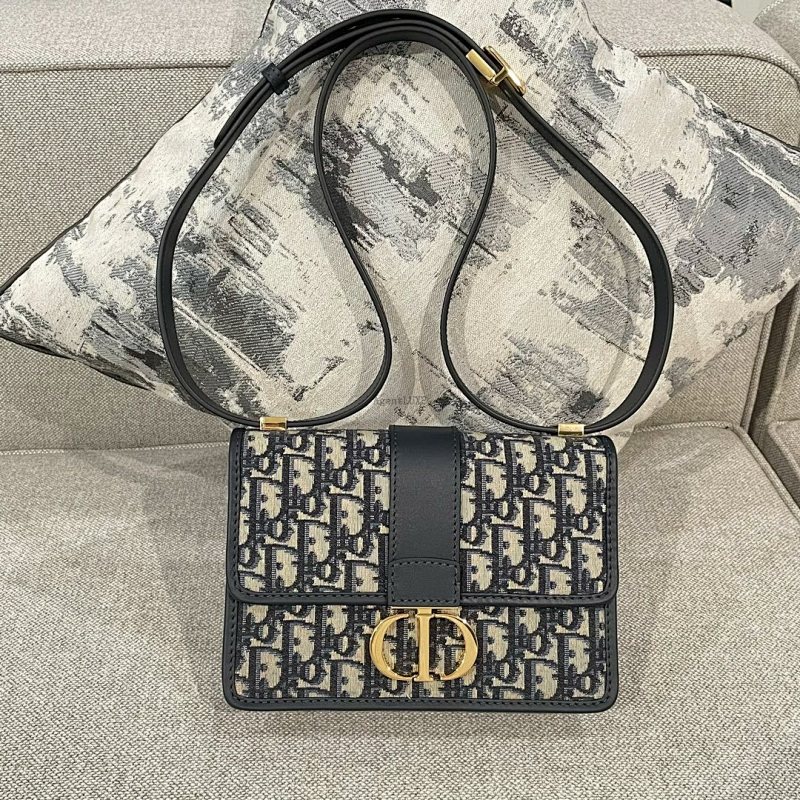 Louis Vuitton crossbody bag