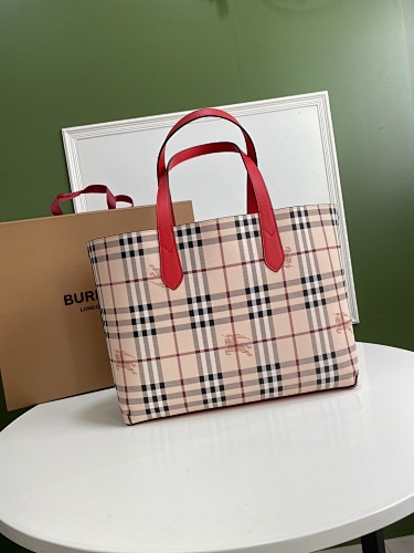 Shopping bag from Agentluxe