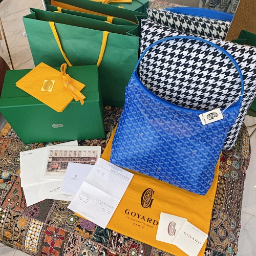 Goyard shoulder bag