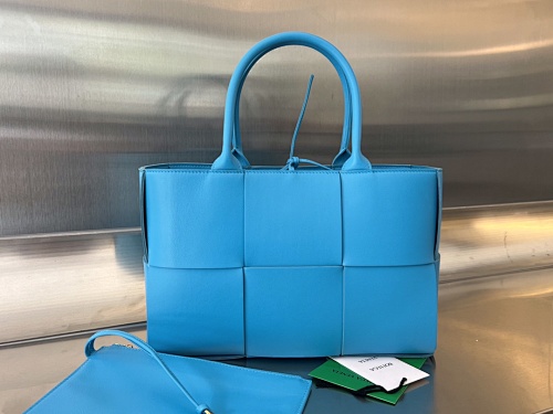 B Mini Tote 30X20x11.5