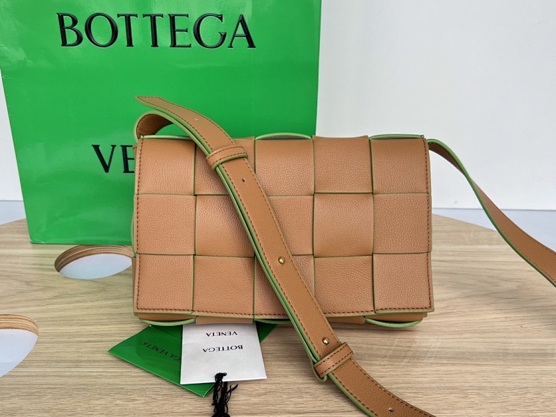 Crossbody bag from Agentluxe