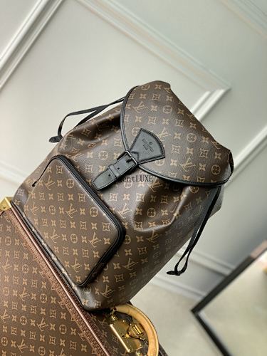 Louis Vuitton Montsouris Monogram Eclipse 32 X 40 X 19