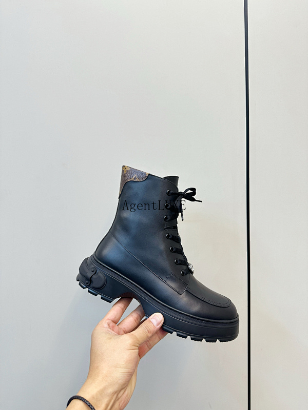 Louis Vuitton Squad Monogram +