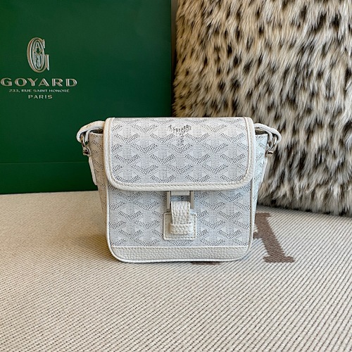 Goyard Beluga Mini