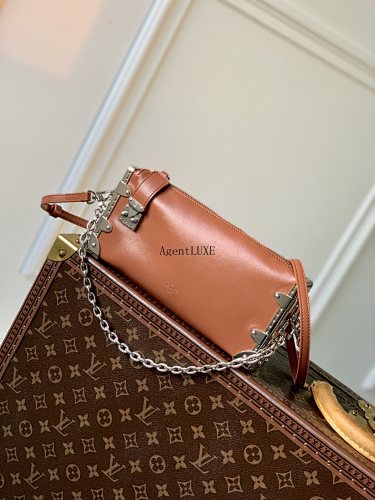 Louis Vuitton Slim Trunk S-lock