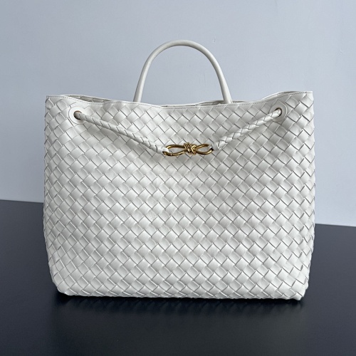 Bottega Veneta Andiamo Nappa