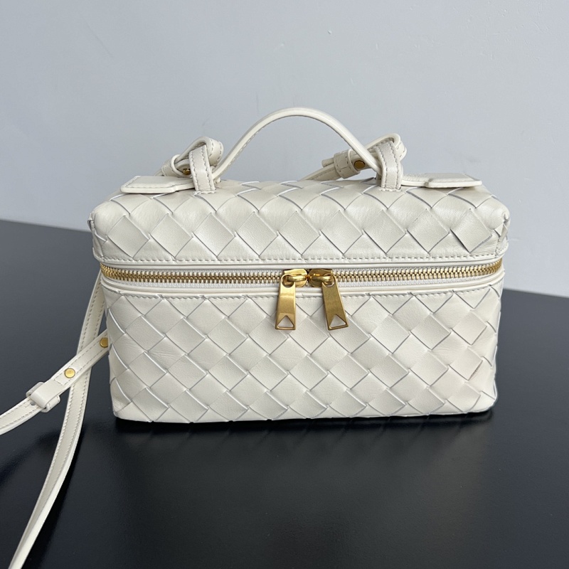 BV Vanity Case 789109