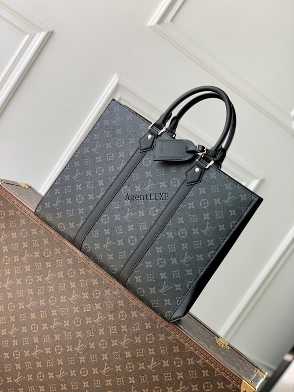 Louis Vuitton Sac Plat Monogram Eclipse