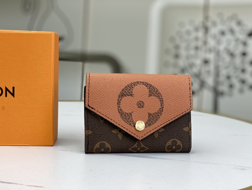 Louis Vuitton Zoe Monogram 9.5 X 7.5 X 3
