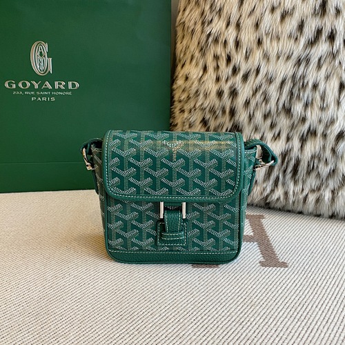Goyard Beluga Mini