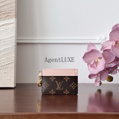 Louis Vuitton card holder