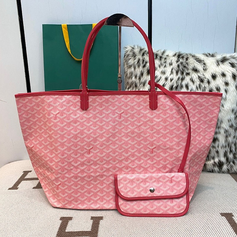 Goyard shopping bag