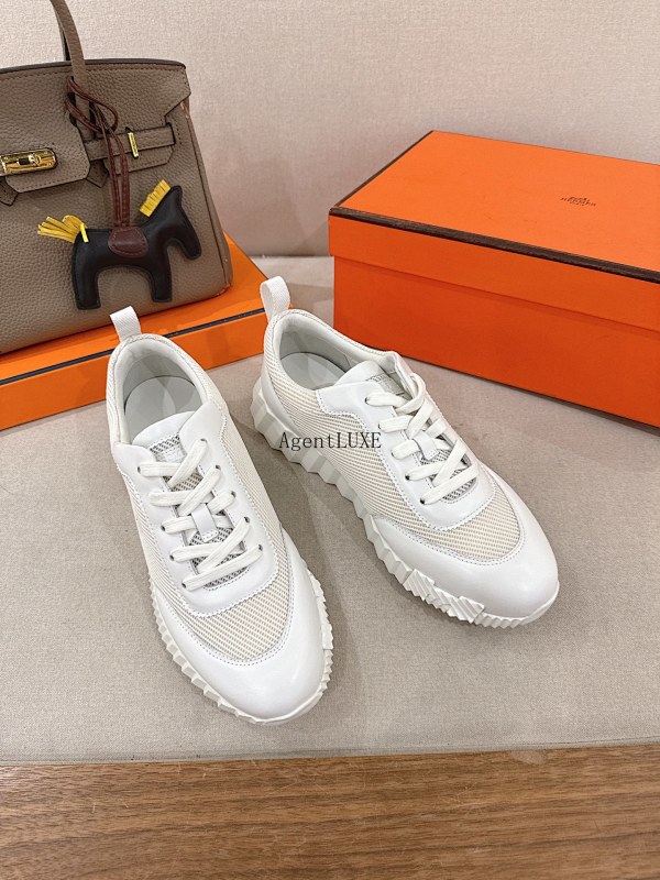 Bouncing New Arrival