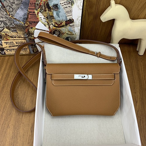 Hermès Kelly Depeches 25cm Epsom 37