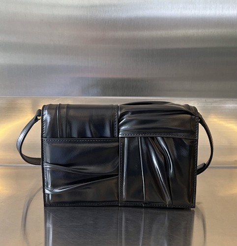 Crossbody bag from Agentluxe
