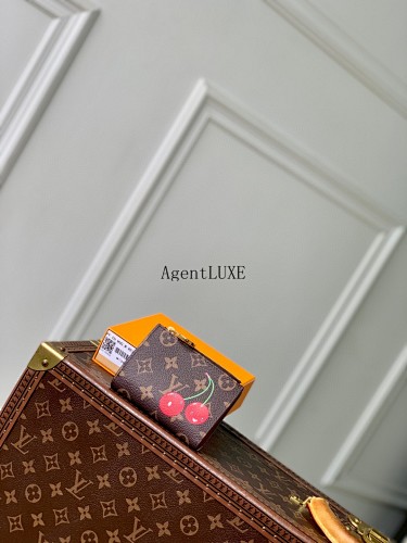 Louis Vuitton Lisa X Monogram