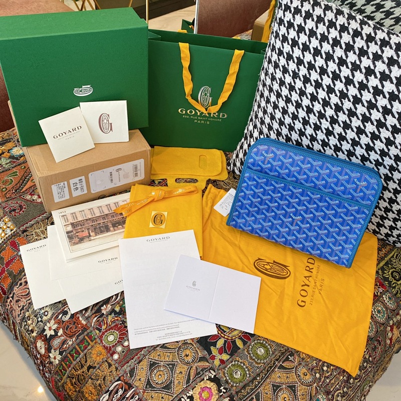 Goyard bag